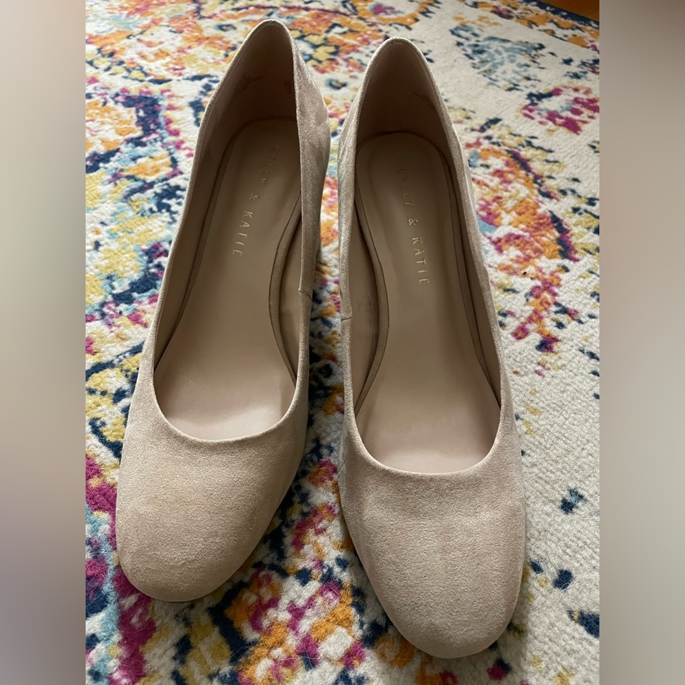 Kelly & Katie Nude Suede Heels